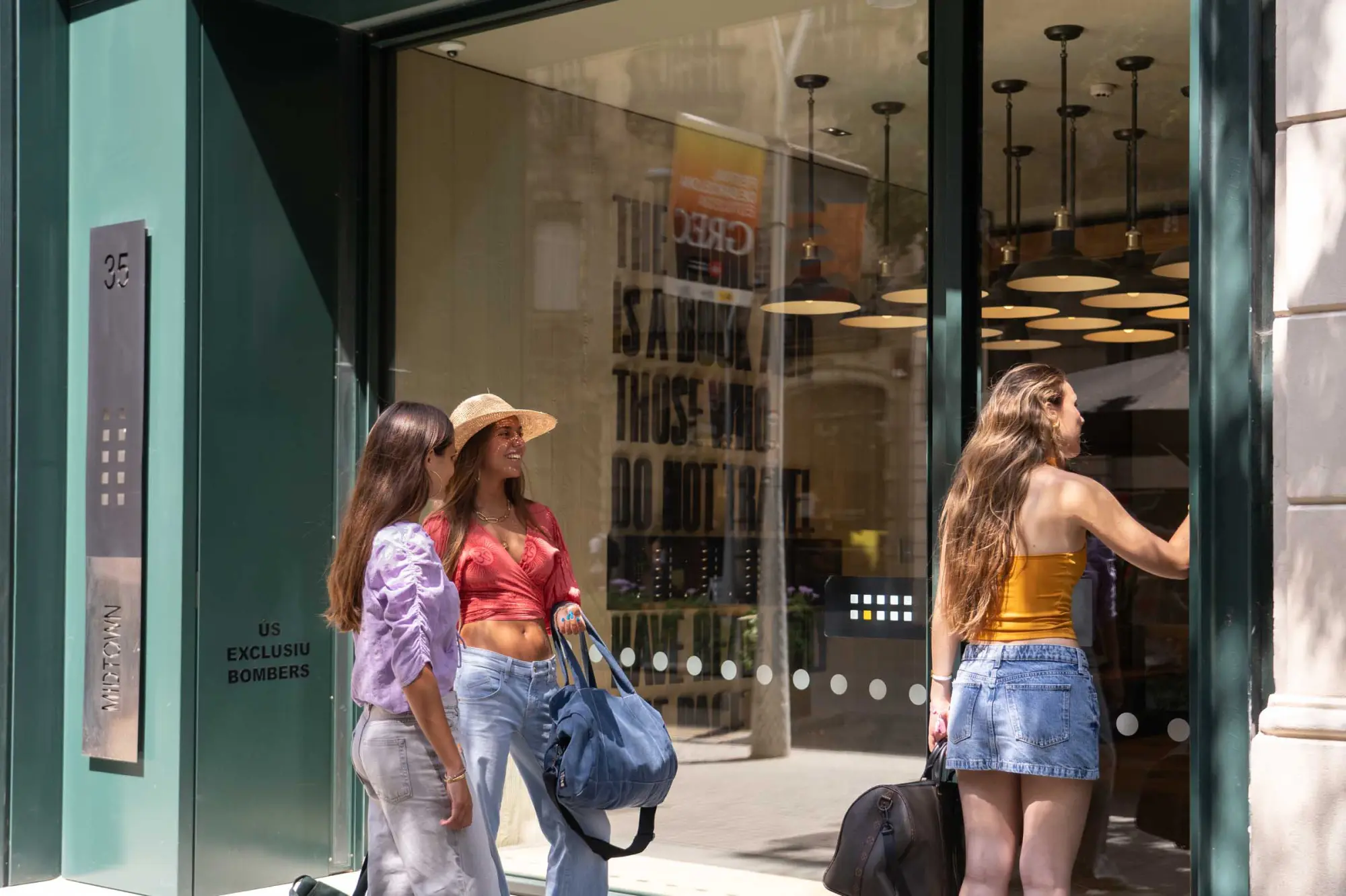 Entrada | Midtown Apartments Barcelona