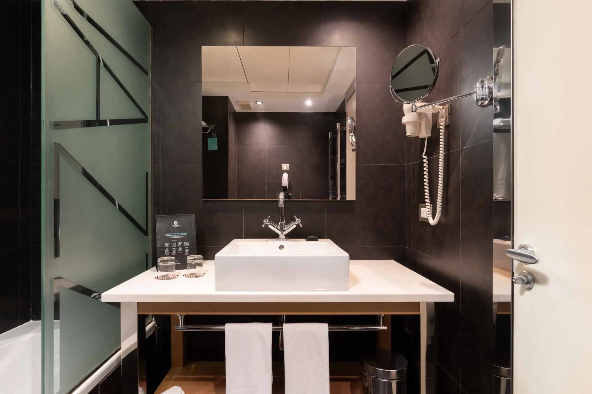 Baño - Hab Superior | Hotel Jazz Barcelona