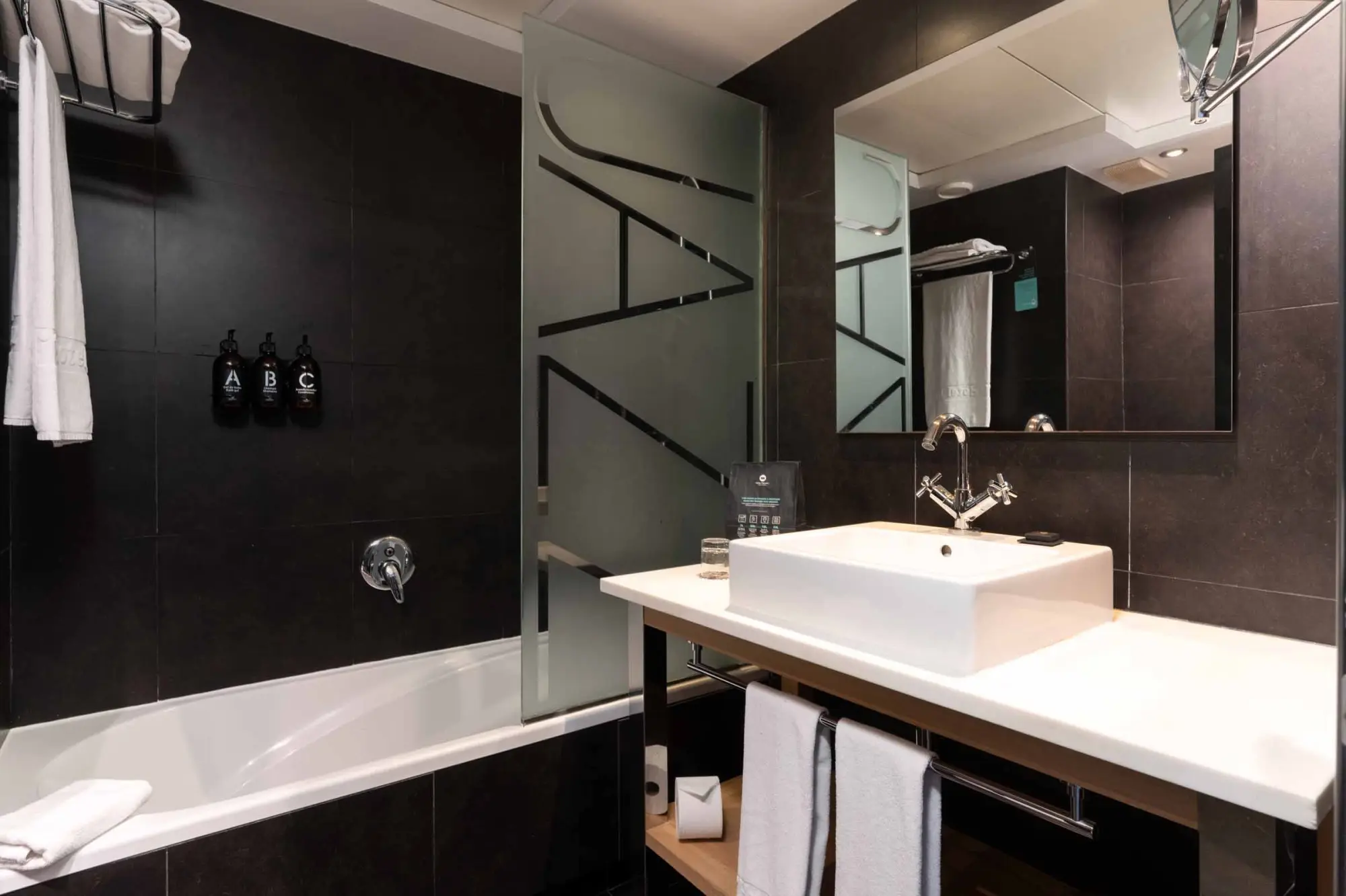 Baño - Hab Superior | Hotel Jazz Barcelona